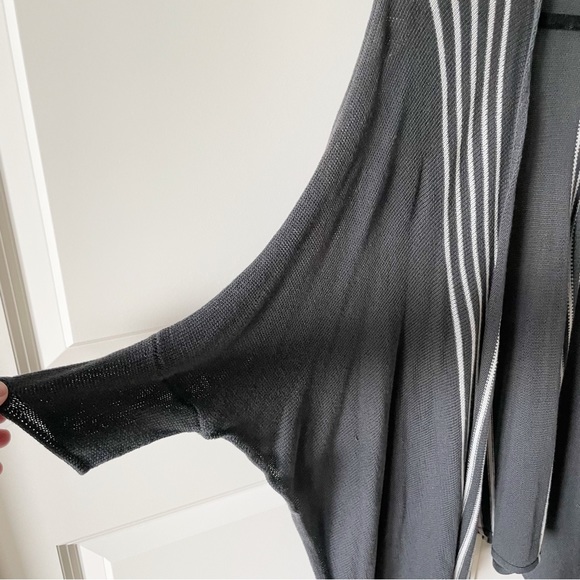 Wooden Ships Open Front Gray and White Stripped Cardigan - Picture 3 of 8